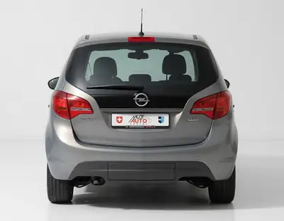 Opel Meriva 1.7 CDTi Cosmo — Minivan diesel automatique, entretien réduit et fiable — cruscotto