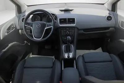 Opel Meriva 1.7 CDTi Cosmo — Minivan diesel automatique, entretien réduit et fiable — Miniatura 12