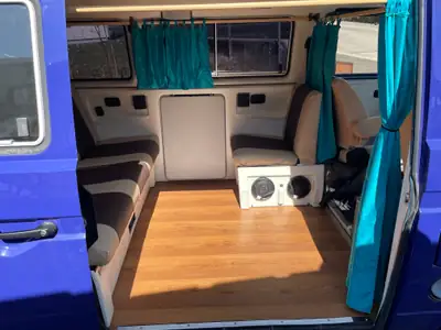VW T3 Multivan — Le classique des années 80, 6 places et 250'000 km de fiabilité — intérieur