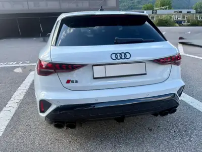 Audi S3 Sportback 2024 — Performance 333 ch, Quattro intégral, 25'000 km seulement — interni