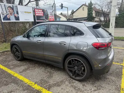 Mercedes-Benz GLA 35 AMG 4matic — SUV compact haute performance, 111'000 km — fianco