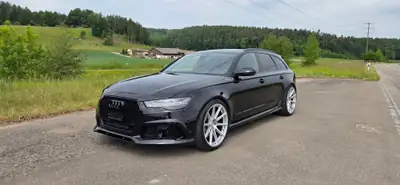 Audi RS6 Avant 4.0 V8 TFSI — Break haute performance 560 ch, black intégral — côté