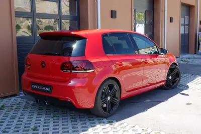 VW Golf 2.0 TSI R 4Motion DSG — Sportive polyvalente, traction intégrale, 270 ch — détail