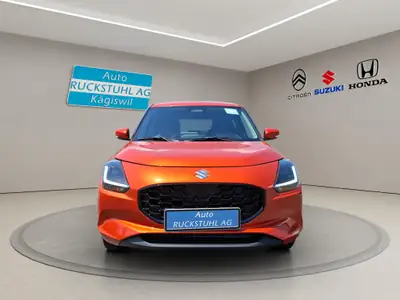 Suzuki Swift 1.2 Hybrid 4x4 — Citadine polyvalente et écologique avec transmission intégrale — rear view
