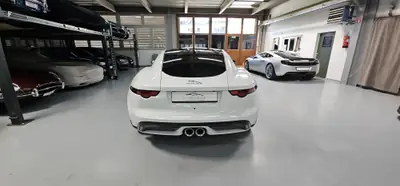 Jaguar F-Type Coupé 3.0 V6 S/C AWD — Sportive British, 380 ch et traction intégrale — Thumbnail 7