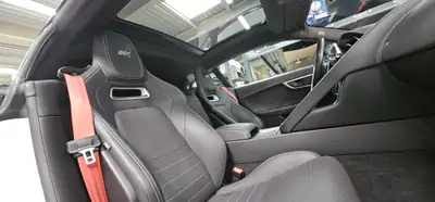 Jaguar F-Type Coupé 3.0 V6 S/C AWD — Sportive British, 380 ch et traction intégrale — Thumbnail 11