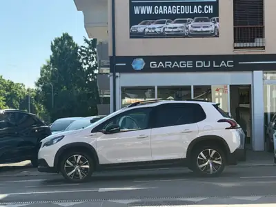 Peugeot 2008 1.2 PureTech GT Line — Citadin compact fiable, 35500 km seulement — interni