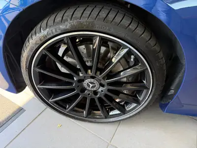 Mercedes-Benz E 200 Cabriolet 4Matic — Décapotable hybride luxe, seulement 7'300 km — Miniatura 12
