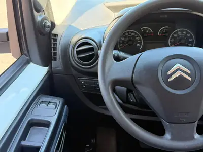 Citroën Nemo 1.3 JTD Séduction — Utilitaire économique, boîte auto, 66'000 km — Miniatur 16