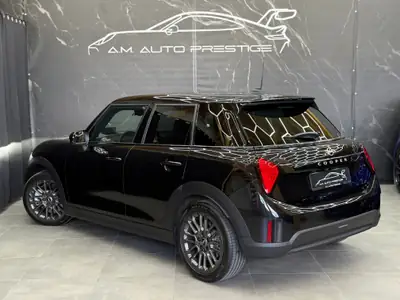 MINI Cooper S DKG 5 portes — Sportive compacte premium, 8500 km seulement — dettaglio