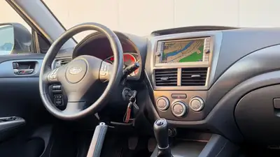 Subaru Impreza 2.5T WRX Swiss — Berline sportive intégrale, 230 ch et transmission manuelle — Miniatura 15