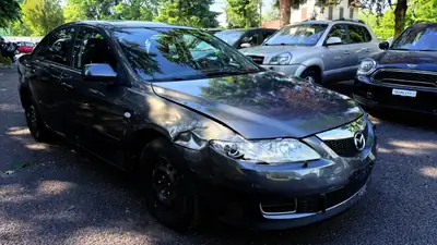 Mazda 6 2.3 16V Sport — Berline élégante, moteur fiable et transmission automatique — côté