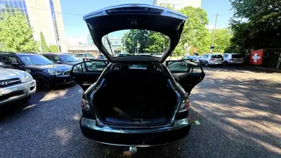 Mazda 6 2.3 16V Sport — Berline élégante, moteur fiable et transmission automatique — Miniature 7