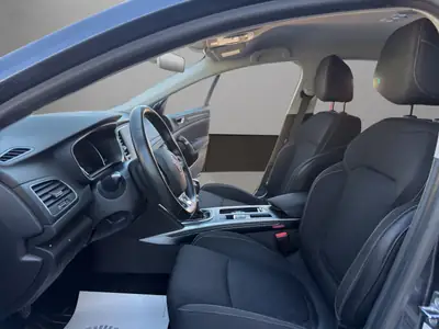 Renault Mégane Grandtour 1.2 Turbo — Break spacieux, sans accident, prêt à partir — Thumbnail 9