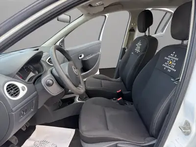 Renault Clio 1.2 16V Expression — Citadine fiable, entretenue, clim incluse — Thumbnail 9