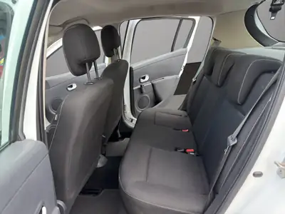 Renault Clio 1.2 16V Expression — Citadine fiable, entretenue, clim incluse — Thumbnail 13
