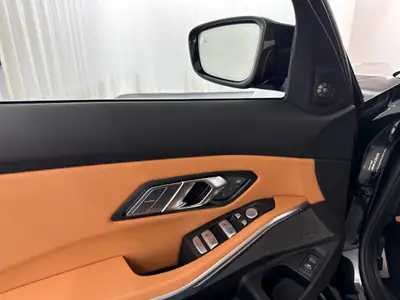 BMW M340d xDrive — Break diesel haute performance, première main avec garantie complète — Thumbnail 10