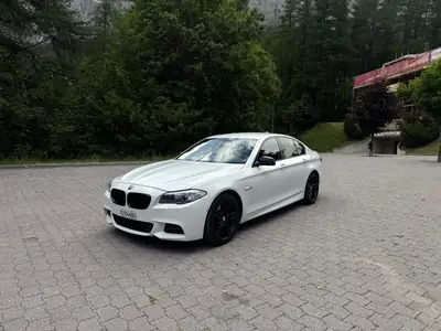 BMW M550d xDrive — Berline sportive diesel, 381 ch et traction intégrale — vista esterna