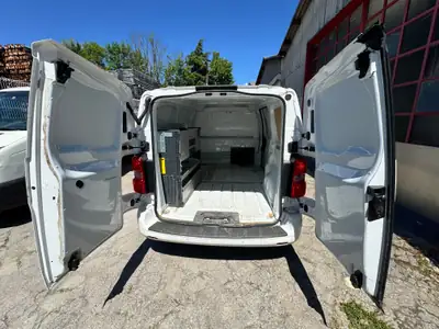 Citroën Jumpy 2.0 BlueHDi 120 — Utilitaire fiable, 166'000 km, garantie 2 ans — Armaturenbrett