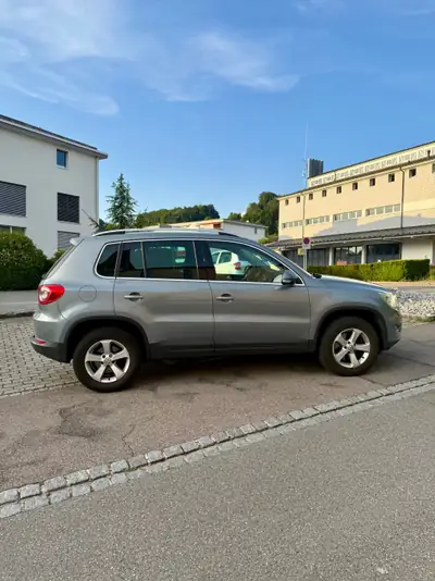 VW Tiguan 2.0 TSI Sport&Style — SUV dynamique, transmission manuelle, 4x4 intégral — détail