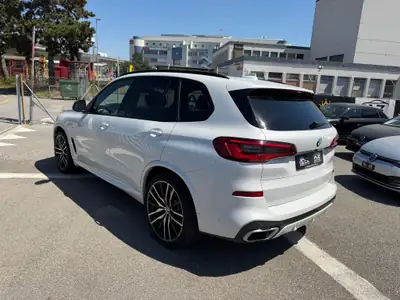 BMW X5 xDrive 40i M-Pack — SUV premium 340 ch, garantie 2 ans, sans accident — Innenraum