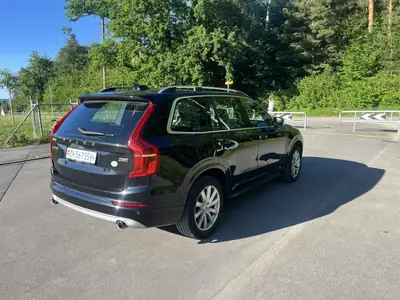 Volvo XC90 2.0 D5 Momentum 7 places — SUV premium diesel, 180'000 km, sans sinistre — dashboard