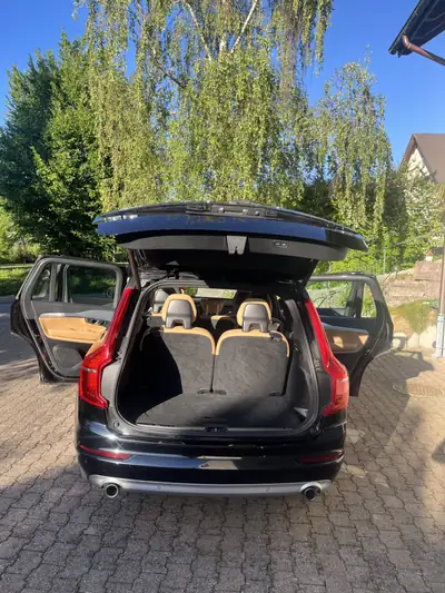 Volvo XC90 2.0 D5 Momentum 7 places — SUV premium diesel, 180'000 km, sans sinistre — Thumbnail 7