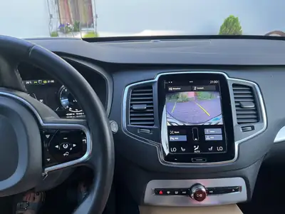 Volvo XC90 2.0 D5 Momentum 7 places — SUV premium diesel, 180'000 km, sans sinistre — Thumbnail 14