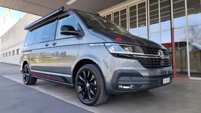 VW T6.1 California 3000 — Camping-car premium diesel 204 PS, kilométrage réduit — interni