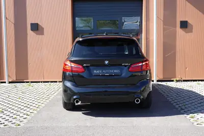 BMW 218d Active Tourer xDrive — Monospace diesel efficace, kilométrage réduit, équipements premium — Miniature 9