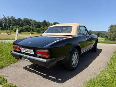 FIAT 124 Spider Europa Pininfarina 1985 — Cabriolet de légende, moteur 2.0L essence — Seitenansicht