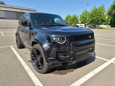 Land Rover Defender 2.0 P400e X — SUV hybride rechargeable, 55'000 km seulement — vue extérieure