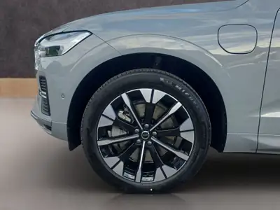 Volvo XC60 2.0 T6 TE Ultra Bright eAWD — SUV hybride rechargeable, 25 km seulement — Miniature 10