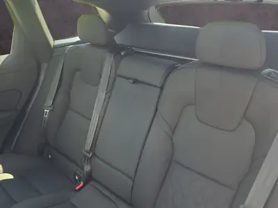 Volvo XC60 T6 TE Ultra Dark eAWD — SUV hybride rechargeable, 10 km seulement — Miniatur 15