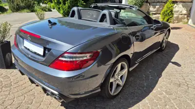 Mercedes-Benz SLK 350 Cabriolet — Roadster sportif Carlsson, 24 000 km seulement — detail