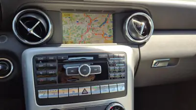 Mercedes-Benz SLK 350 Cabriolet — Roadster sportif Carlsson, 24 000 km seulement — Thumbnail 11