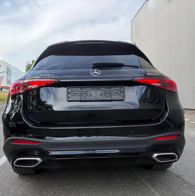 Mercedes-Benz GLC 220 d AMG Line 4matic — SUV premium diesel, 40'000 km seulement — detail