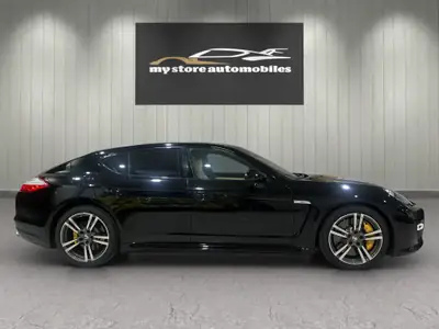 Porsche Panamera Turbo S 4.8 PDK 2012 — Berline sportive haute performance, 41 600 km — exterior view