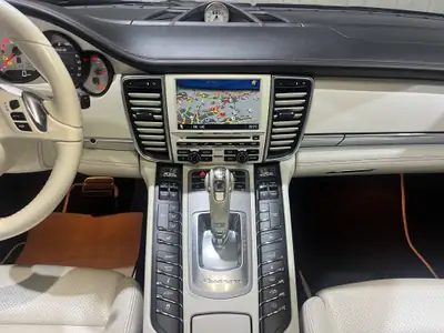 Porsche Panamera Turbo S 4.8 PDK 2012 — Berline sportive haute performance, 41 600 km — Thumbnail 11