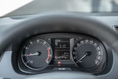 Skoda Fabia 1.0 Active — Citadine fiable, faible kilométrage, garantie 12 mois — Thumbnail 11