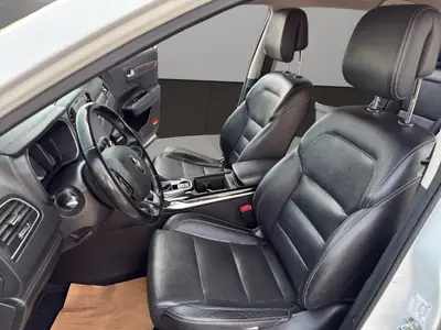 Renault Koleos 2.0 dCi Intens 4x4 — SUV robuste, toutes options, faible consommation — Thumbnail 9