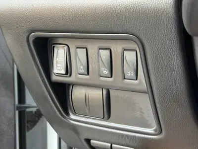 Renault Koleos 2.0 dCi Intens 4x4 — SUV robuste, toutes options, faible consommation — Thumbnail 23