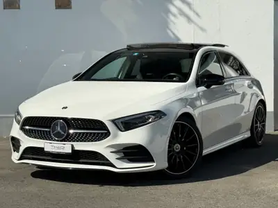 Mercedes-Benz A 200 AMG Line — Berline compacte premium, toit panoramique, entretien suivi — interior