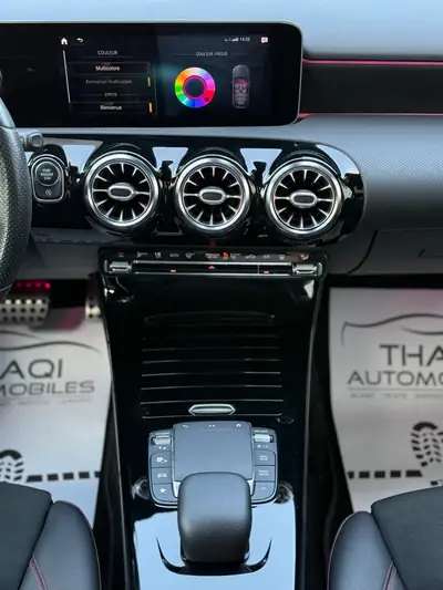 Mercedes-Benz A 200 AMG Line — Berline compacte premium, toit panoramique, entretien suivi — Thumbnail 25