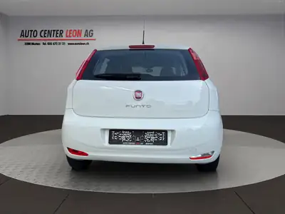 Fiat Punto 1.2 Young 2016 — Citadine fiable, climatisation, sans accident — dashboard