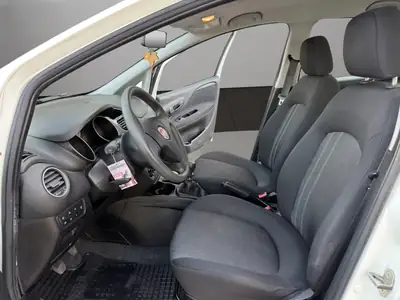 Fiat Punto 1.2 Young 2016 — Citadine fiable, climatisation, sans accident — Thumbnail 9