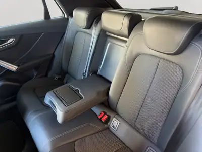 Audi Q2 35 TFSI S-Line — Compact SUV dynamique, entretien certifié — interior