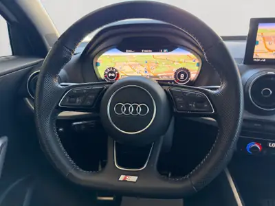 Audi Q2 35 TFSI S-Line — Compact SUV dynamique, entretien certifié — Thumbnail 9