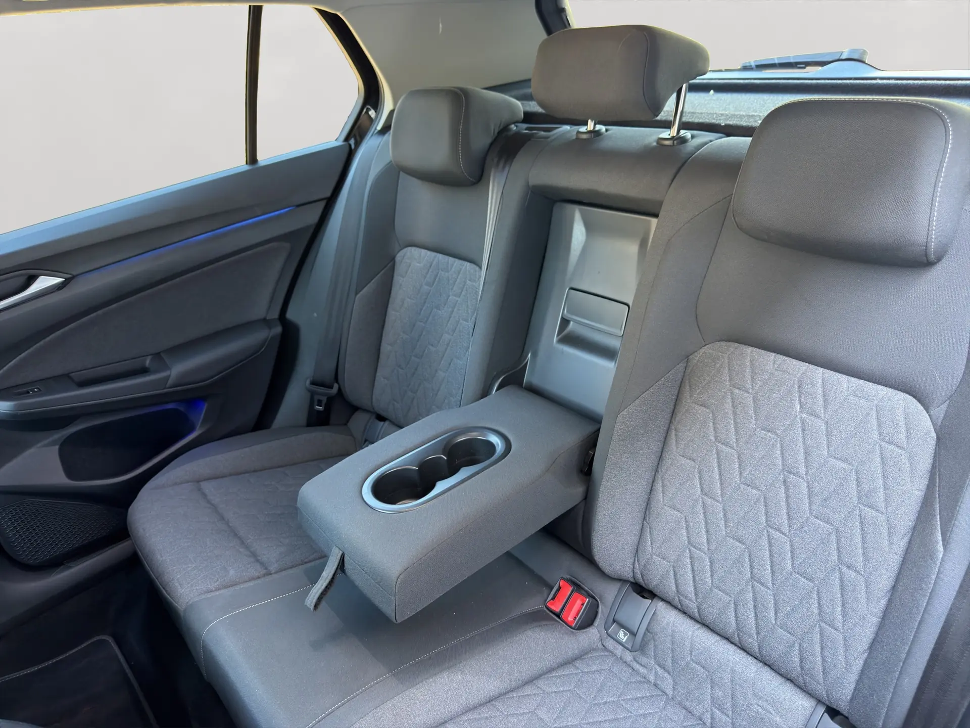 Volkswagen Golf 2025 occasion Meyrin — 4