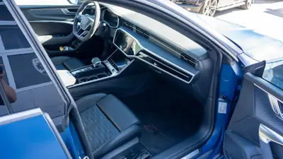 Audi RS7 4.0 V8 TFSI Performance — Berline sportive exclusive, 629 ch, Ascari Blau Matt — Thumbnail 16
